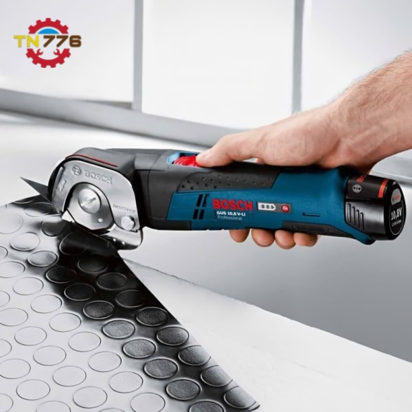 Máy cắt đa năng dùng pin Bosch GUS